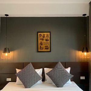 Standard Zimmer mit Kingsize-Bett